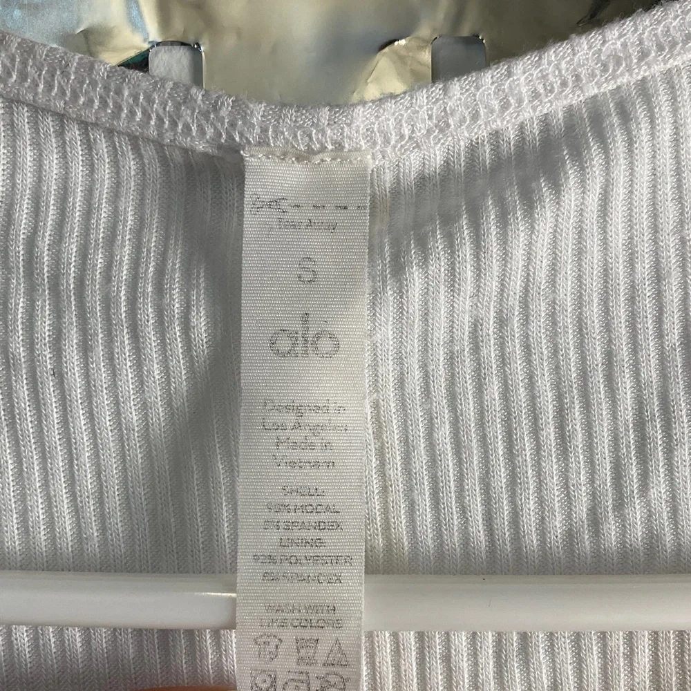 ALO Yoga White Ribbed Tie-Knot Crop Top